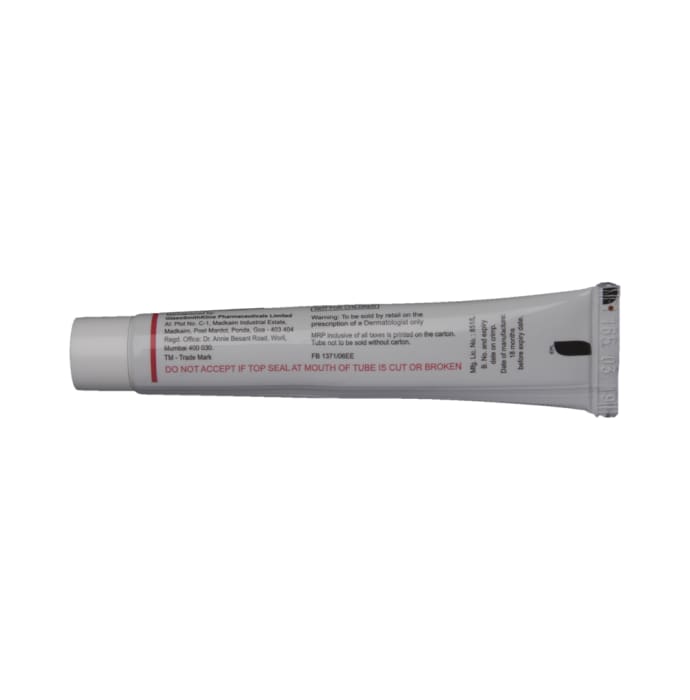 Topgraf 0.1% Ointment (10gm)